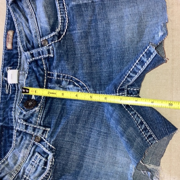 Silver Jeans Shorts size 28 - Picture 7 of 8